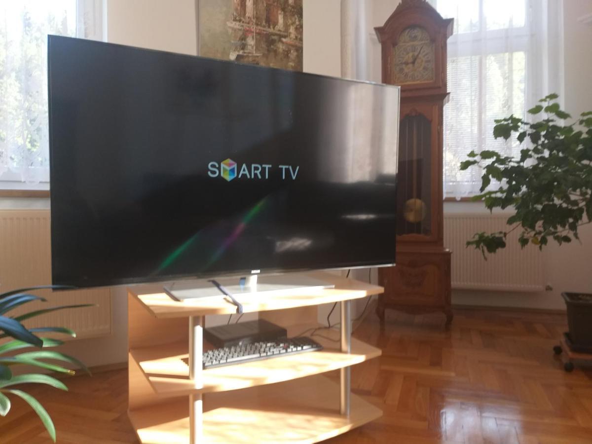 Apartman Kraslice Dış mekan fotoğraf