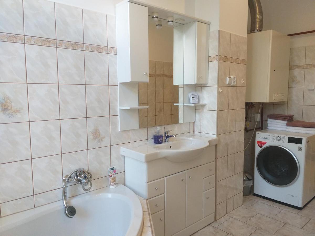 Apartman Kraslice Dış mekan fotoğraf